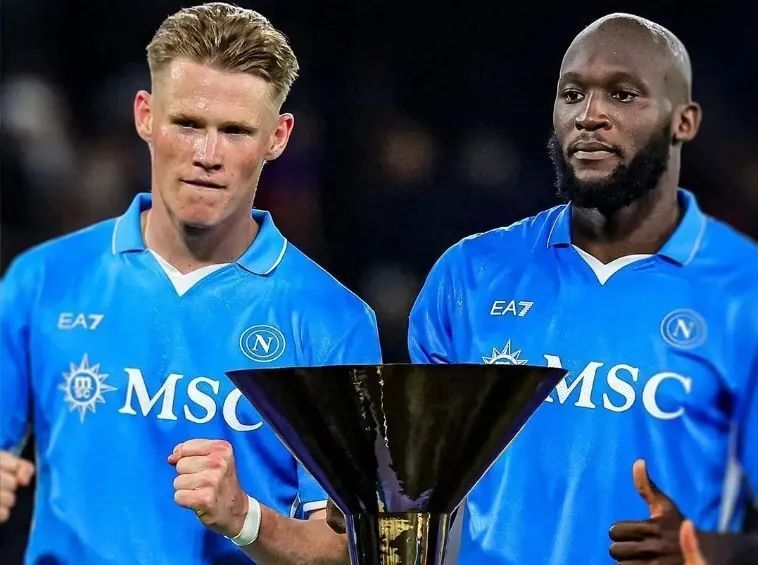 品尝美食的 品尝美食的