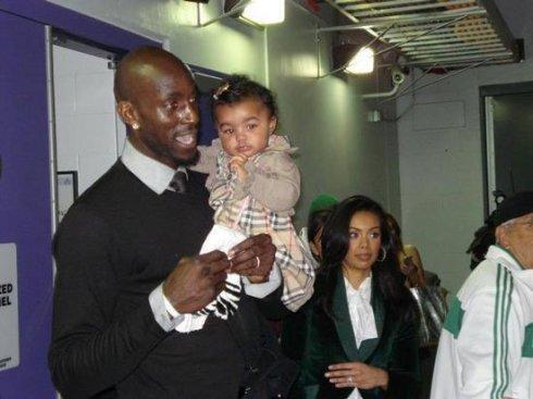 队扩大比分 队扩大比分