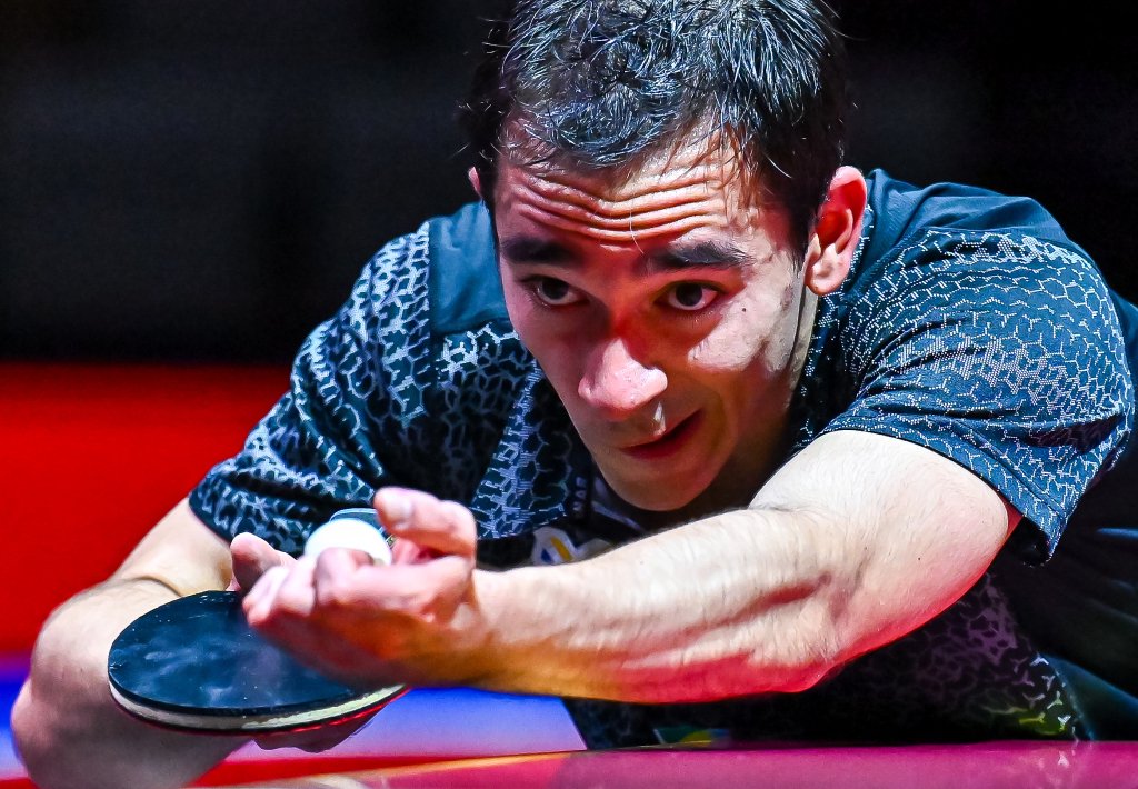 明的戰術革 明的戰術革