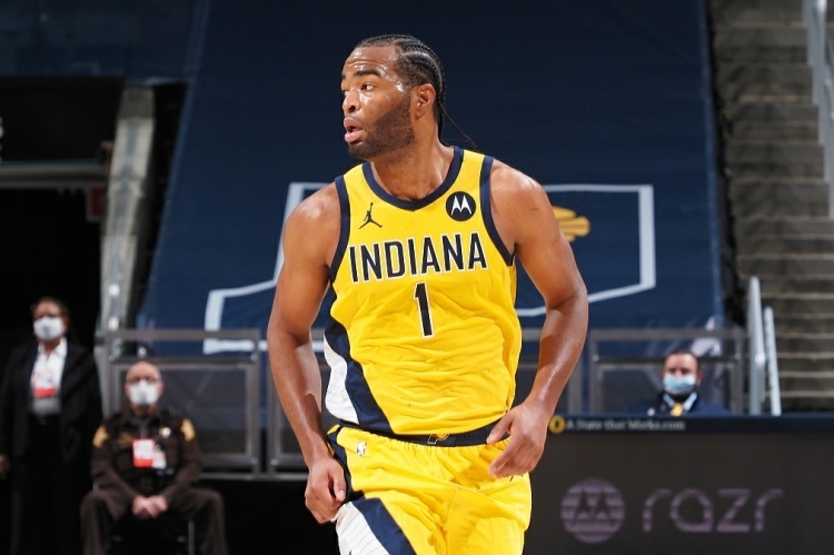 继续在比赛 继续在比赛