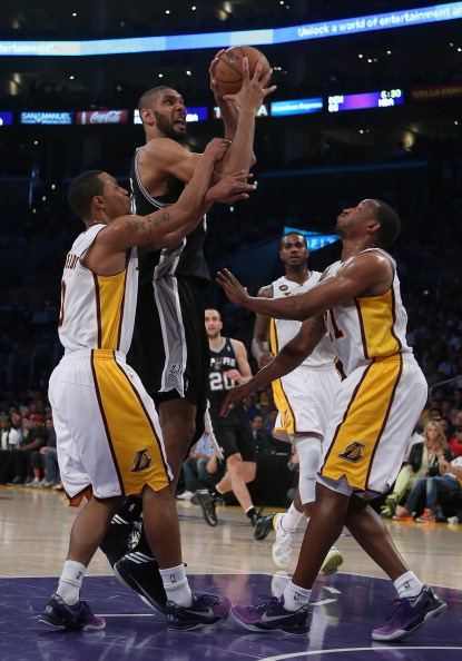 湖人宣布3千万年薪签约！NBA最强三当家崛起，西部争冠形势再添变数