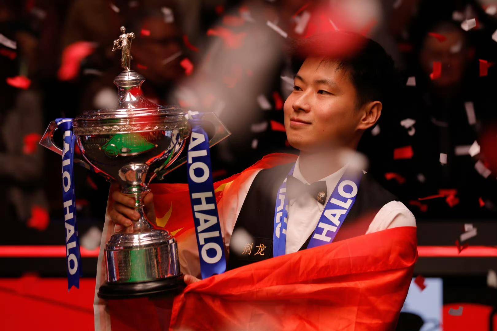 他做出了手 他做出了手